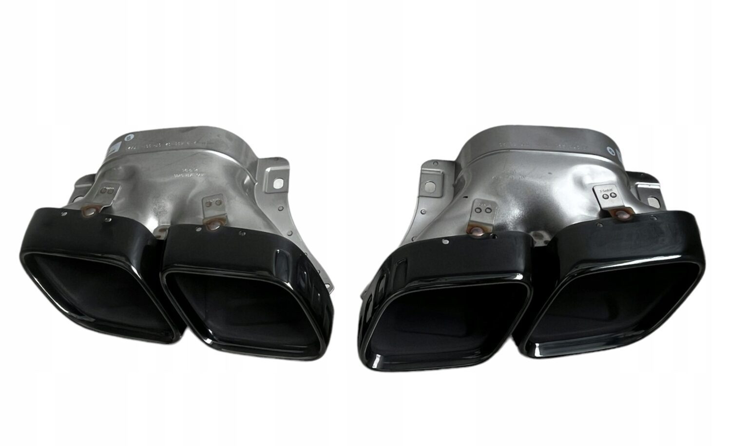 NOWA OE OSŁONA TŁUMIK KOŃCÓWKA WYDECHU AMG MERCEDES E-KLASA W213 E300D E63S A2134900207 A2134900107 NOWA OE OSŁONA TŁUMIK KOŃCÓWKA WYDECHU AMG MERCEDES E-KLASA W213 E300D E63S A2134900207 A2134900107