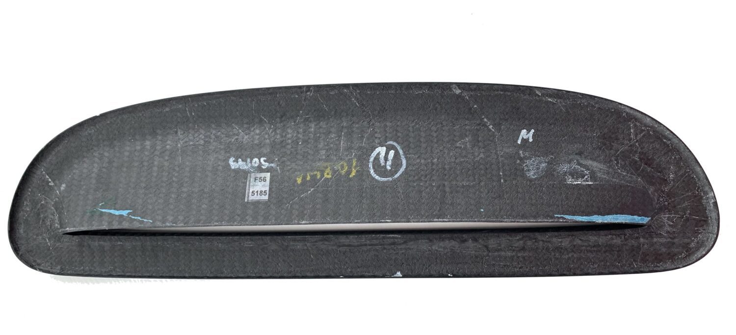 COPERTURA PRESA D'ARIA IN CARBONIO MINI COOPER S F56 F55 CLUBMAN F54 CABRIO F57 51142353345 COPERTURA PRESA D'ARIA IN CARBONIO MINI COOPER S F56 F55 CLUBMAN F54 CABRIO F57 51142353345 - immagine 3